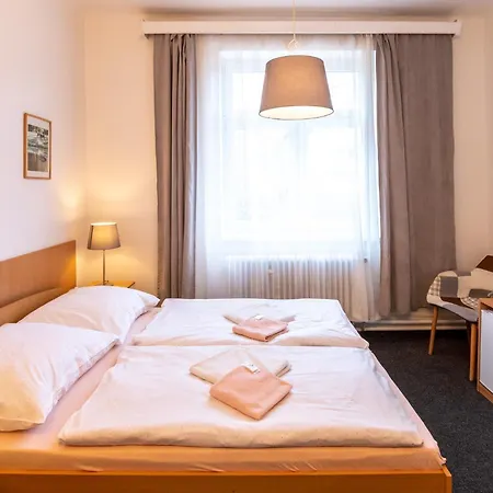 Hotel U Berounky 2*